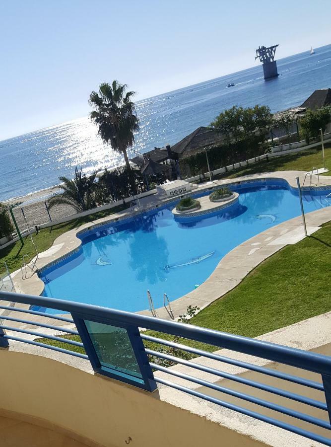 Apartament First Beach Line Marbella Zewnętrze zdjęcie