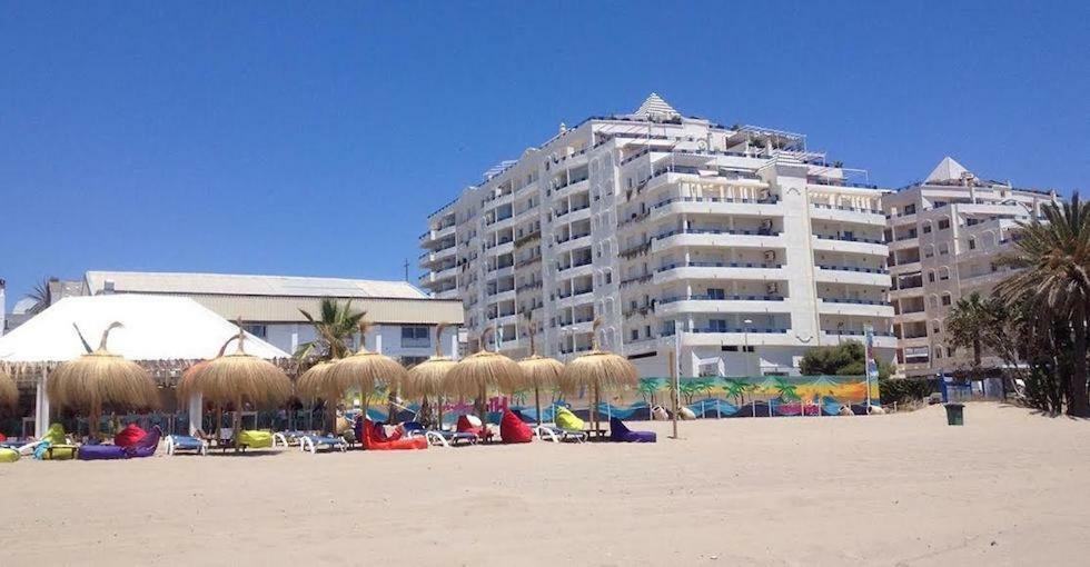 Apartament First Beach Line Marbella Zewnętrze zdjęcie